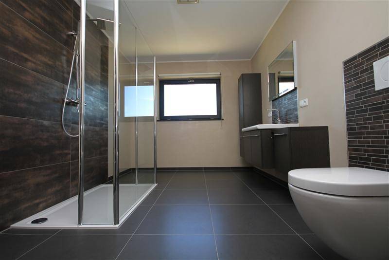 Réalisation d'une douche à l'italienne dans un appartement à Lyon