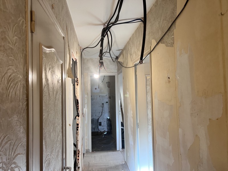 Rénovation complète d’un appartement avec isolation d et sols PVC à Lyon 3ᵉ