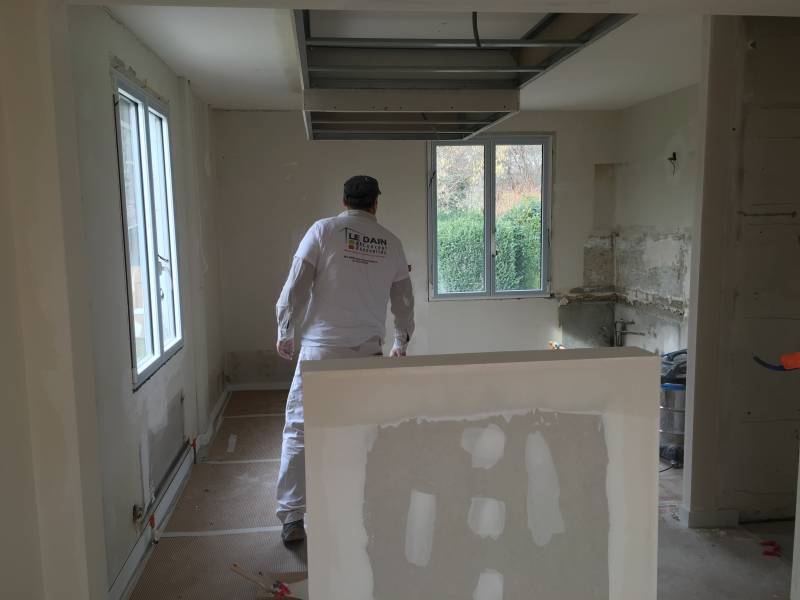 Avant/Après d'une sublime rénovation intérieure d’une maison ancienne à Lyon