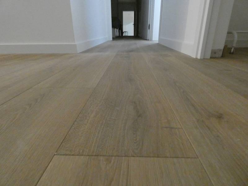 Pose de parquet massif à Lyon 6 ème