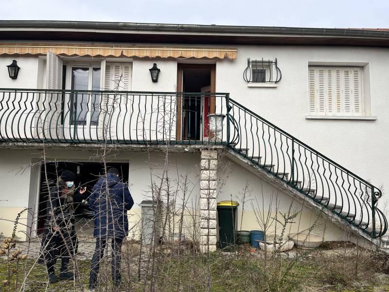 Avant/Après de la façade d'une maison à Décines près de Lyon