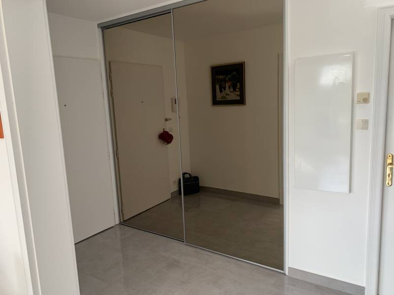 Pose de menuiserie portes fenêtres à Lyon 6ème Villeurbanne