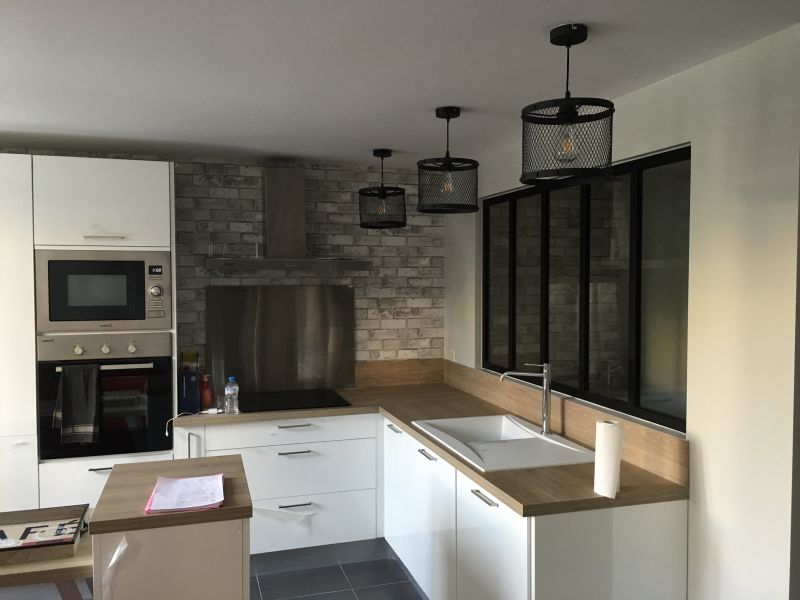 Entreprise de rénovation tous types de travaux à Lyon et le Pays de Gex