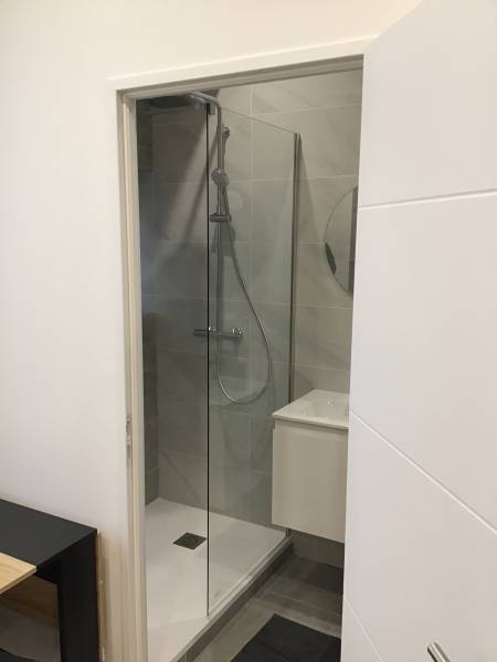 Rénovation d'une salle de bain pour un studio à Villeurbanne