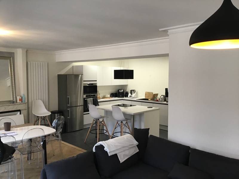 Création d'une nouvelle pièce à vivre dans une rénovation d'un appartement à Lyon 2