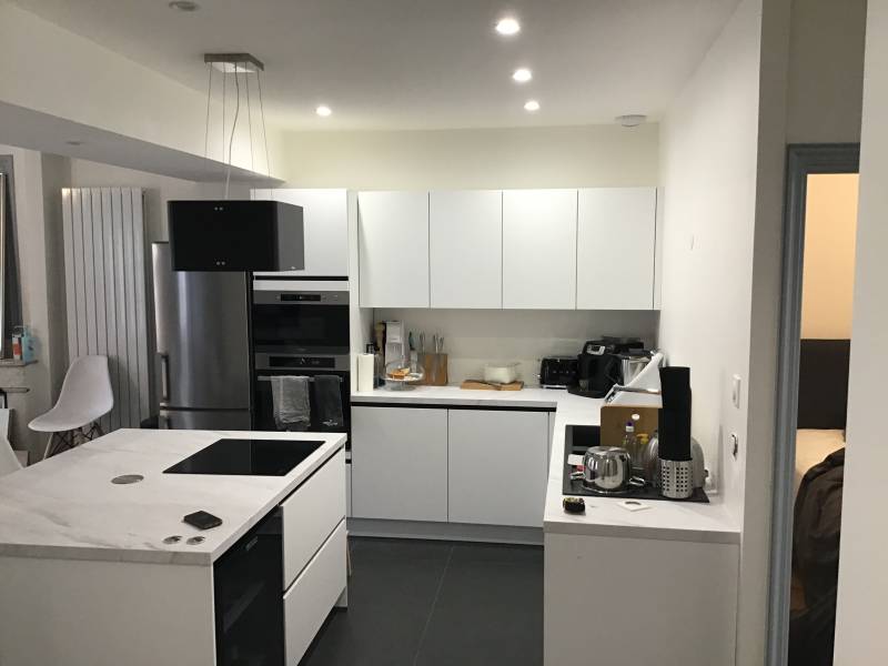 Réhabilitation d'une cuisine lors d'une rénovation d'appartement à Lyon