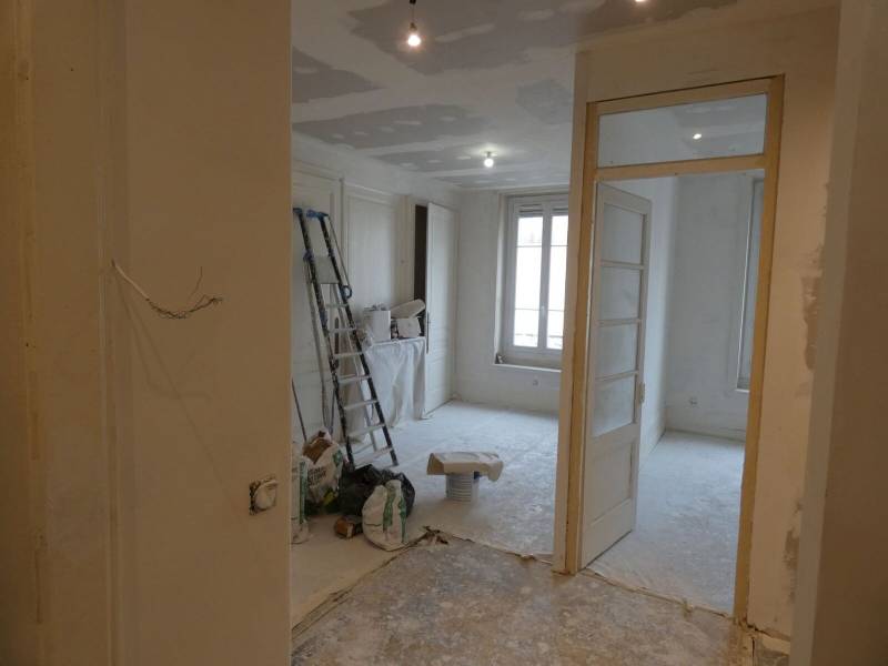 Avant/Après salon placo peinture électricité