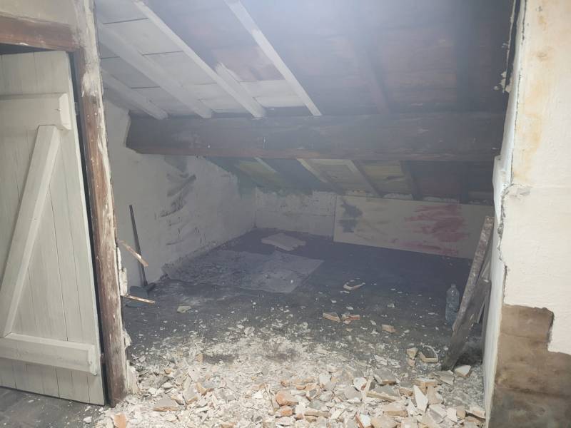 Aménagement des combles avant travaux de rénovation placo peinture à Lyon 6