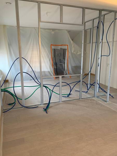 Réhabilitation électrique complète avec installation de gaines encastrées à Lyon