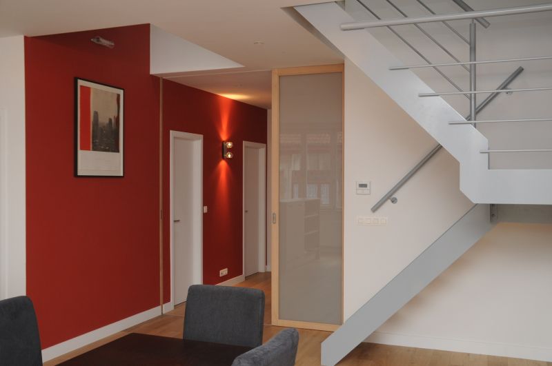 Renovation d'une maison à Lyon réalisation de faux plafond doublage des murs et cloisonnement